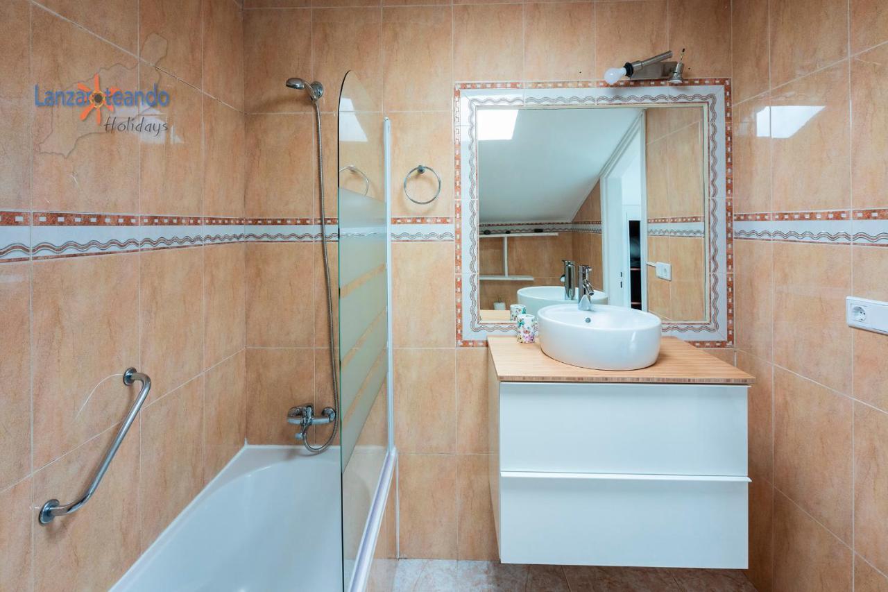 Vivienda Vacacional Sunny - Duplex Apartment 2Beds 2 Baths コスタ・テギセ エクステリア 写真